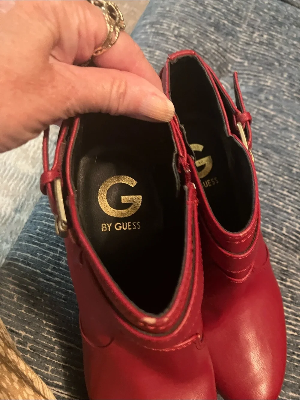 Guess bold red